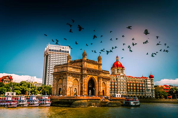 Exploring the Majestic Forts of Maharashtra: History and Adventure