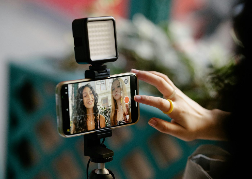 Micro-Influencers in the Finance World: A Game-Changer for 2025