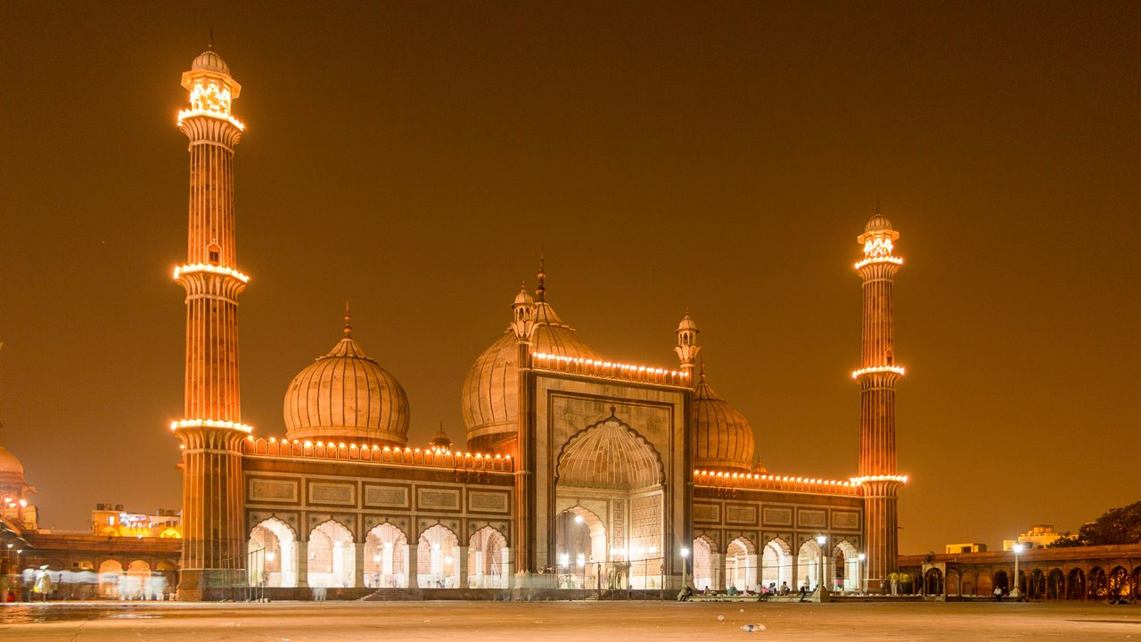 From Eid al-Adha to New Year: Understanding the Timing and Traditions of Global Holidays